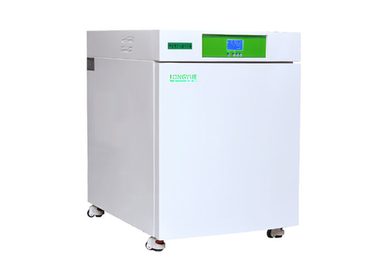 Incubatrice asciutta del bagno di Digital utilizzata laboratorio con la funzione cronometrare del regolatore del microprocessore e