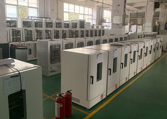 Forno di essiccazione controllato del laboratorio del microprocessore con l'anello sigillante del silicio